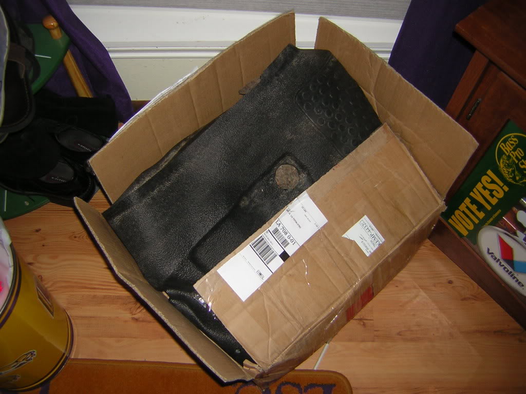Name:  Rubberfloor001.jpg
Views: 169
Size:  103.3 KB