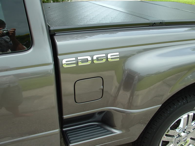 Name:  Edge002-2.jpg
Views: 1446
Size:  72.5 KB