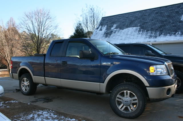 Name:  F-150006.jpg
Views: 39
Size:  72.9 KB