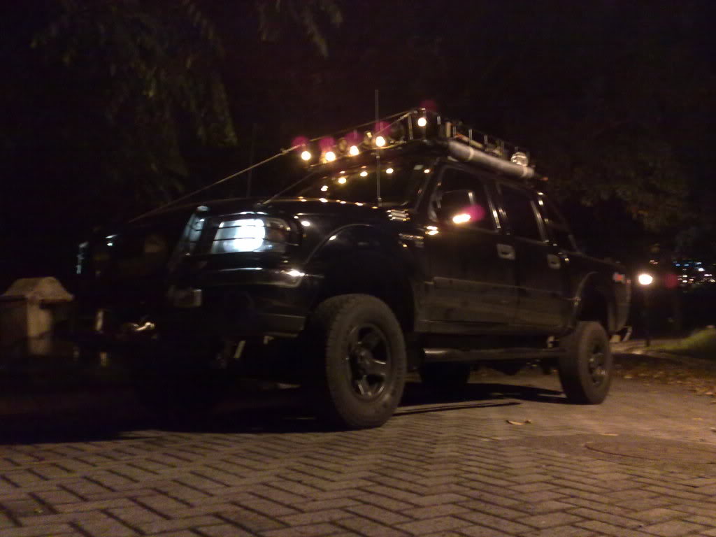 Name: 28052009256.jpg
Views: 48
Size: 83.4 KB
