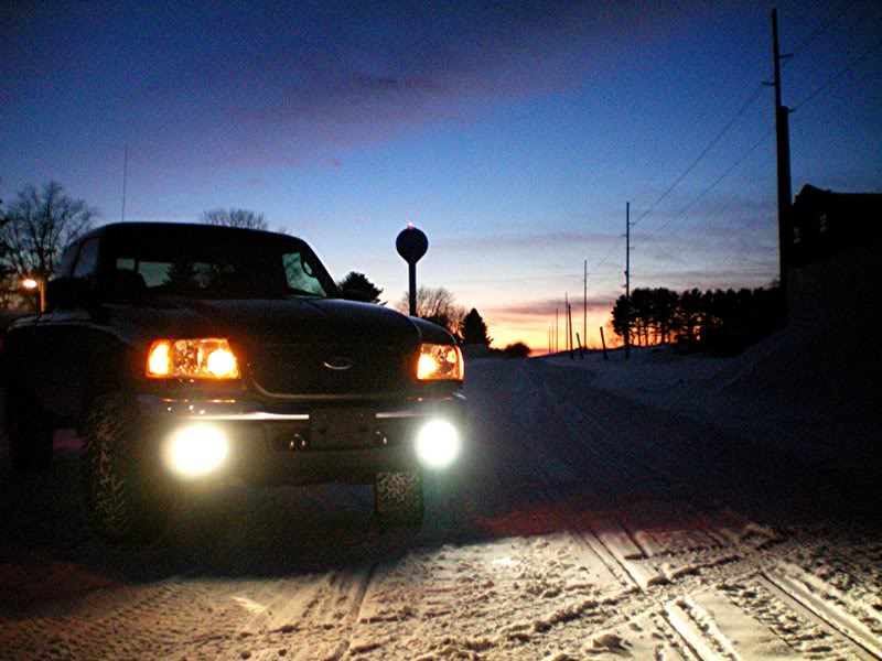 Name:  Outsideatnightinsnow.jpg
Views: 50
Size:  89.5 KB