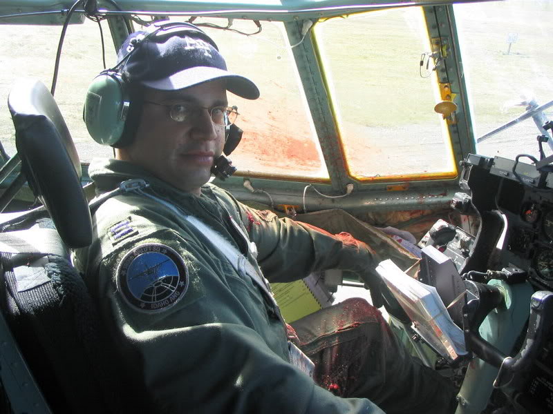 Name:  083105-eagle_strike3.jpg
Views: 113
Size:  94.2 KB