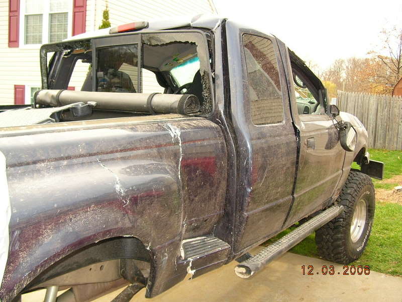 Name: Dec__2__2006_BMW_party_Boomer_wr-1.jpg
Views: 72
Size: 74.4 KB