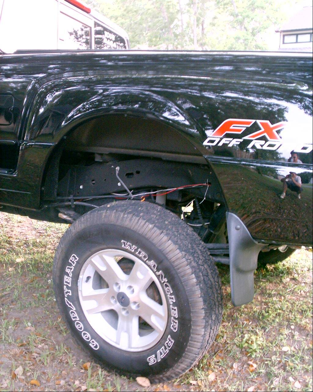 Name:  Frontyardflex.jpg
Views: 166
Size:  216.0 KB