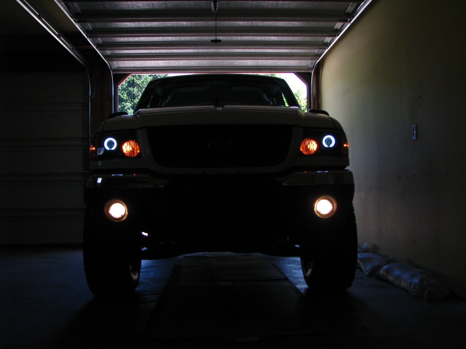 Name: CustomHIDProjectorDONE001.jpg
Views: 386
Size: 141.0 KB