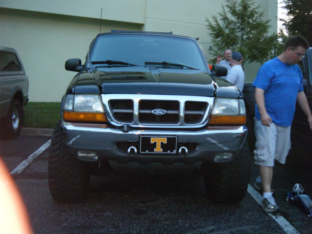 Name: 2010_0814KnoxMeet0060.jpg
Views: 28
Size: 126.6 KB