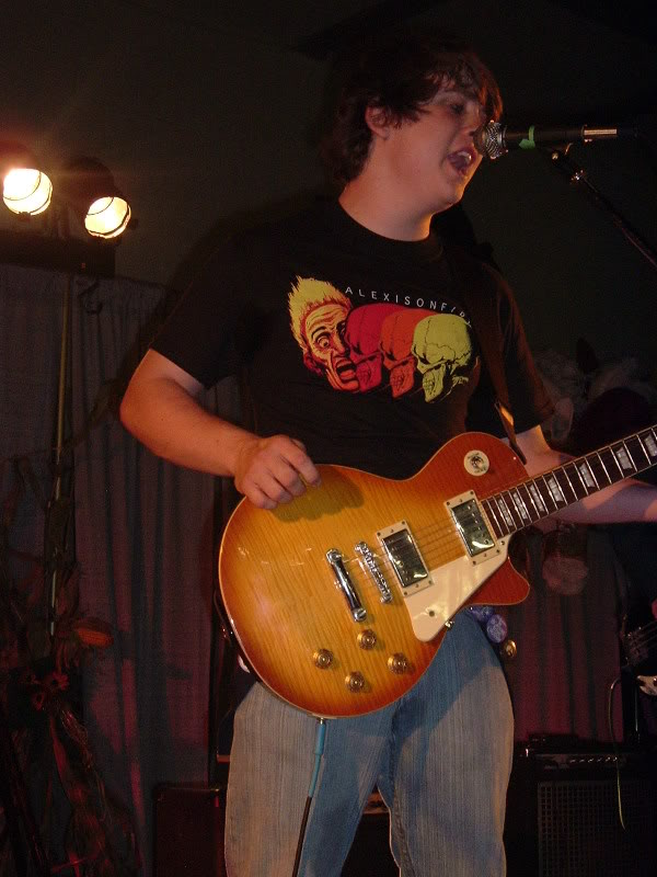 Name:  battleofthebands024.jpg
Views: 56
Size:  71.6 KB