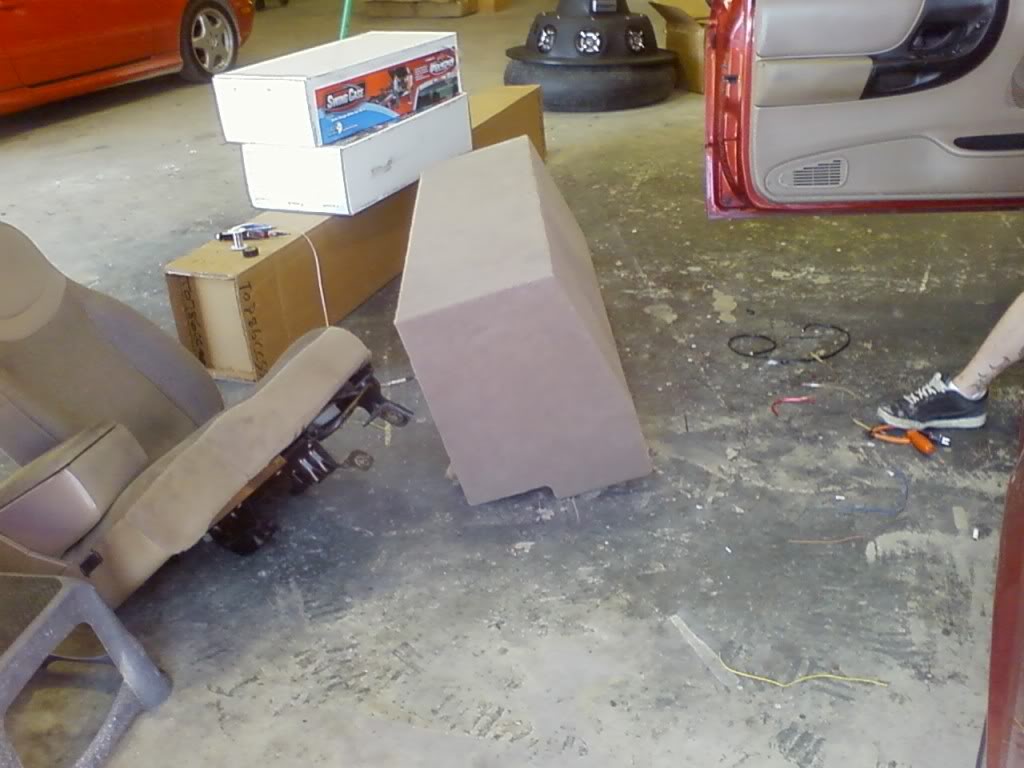 Name: BOX.jpg
Views: 142
Size: 86.6 KB