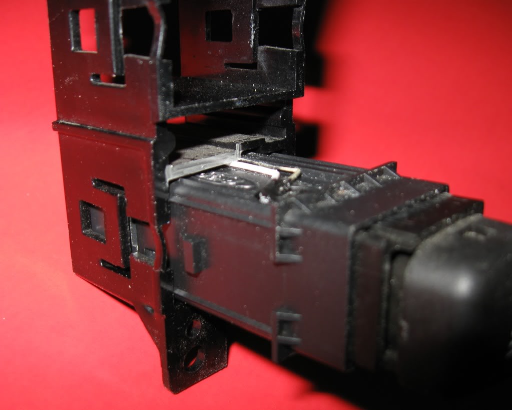 Name: fogswitchbracket2.jpg
Views: 305
Size: 75.7 KB