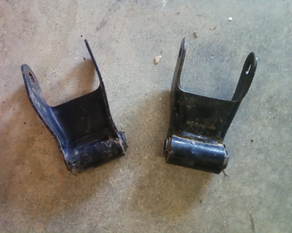 Name:  shackles.jpg
Views: 86
Size:  71.5 KB