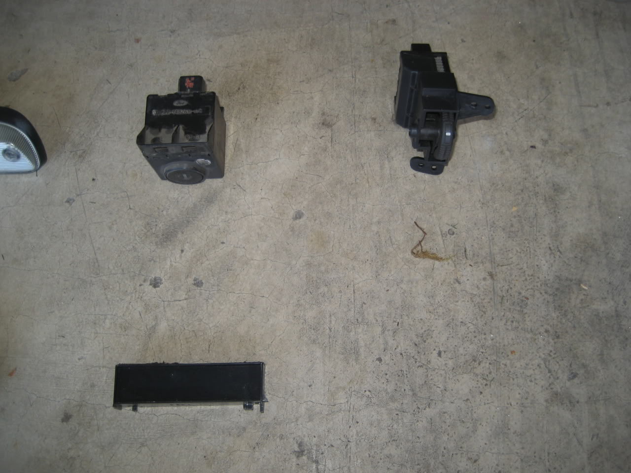 Name: IMG_0215.jpg
Views: 278
Size: 156.3 KB