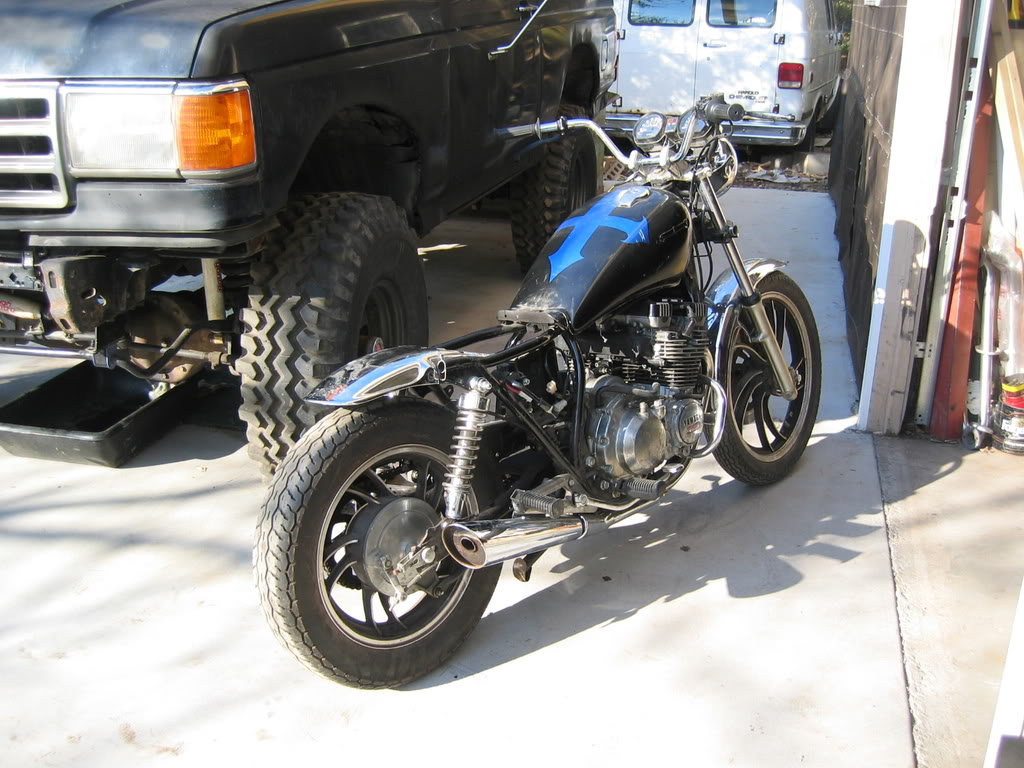 Name: biker006.jpg
Views: 216
Size: 150.7 KB