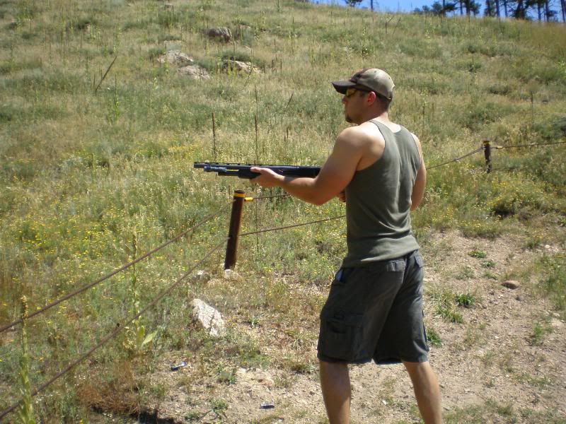 Name:  BossandKikeshooting005.jpg
Views: 85
Size:  121.8 KB