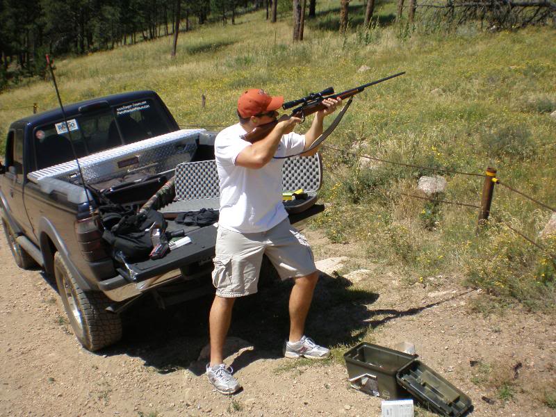 Name:  BossandKikeshooting017.jpg
Views: 152
Size:  119.2 KB