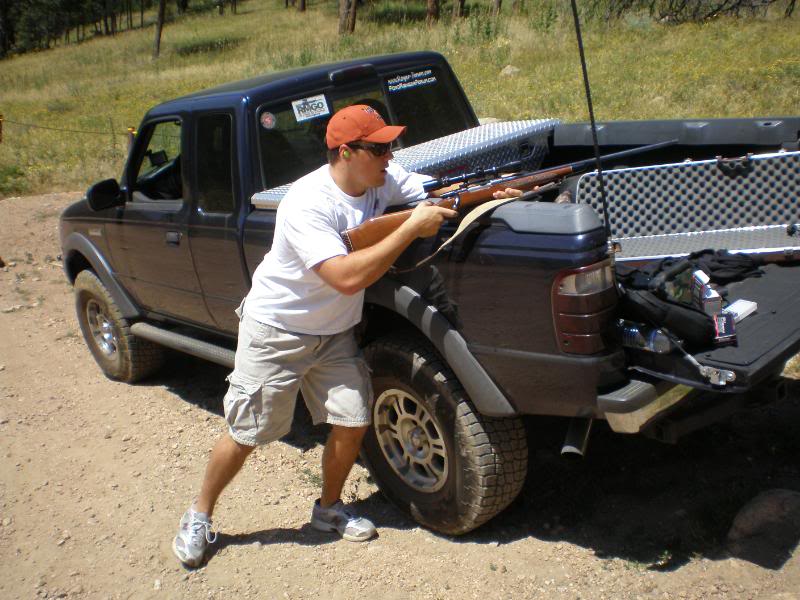 Name:  BossandKikeshooting025.jpg
Views: 93
Size:  93.6 KB