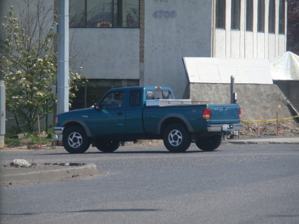 Name:  P4140093.jpg
Views: 127
Size:  121.1 KB