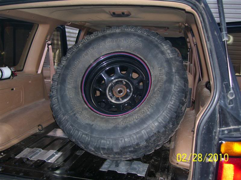 Name: tirecarriertestfit1Medium.jpg
Views: 782
Size: 71.4 KB