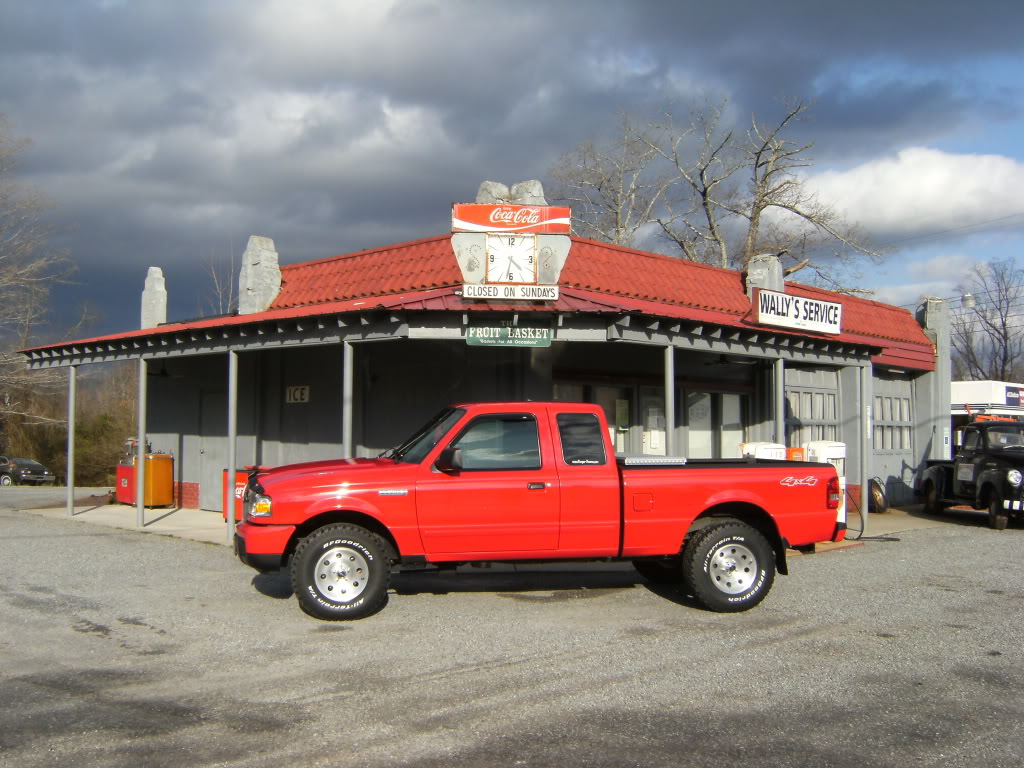 Name: Mayberry005.jpg
Views: 134
Size: 190.2 KB