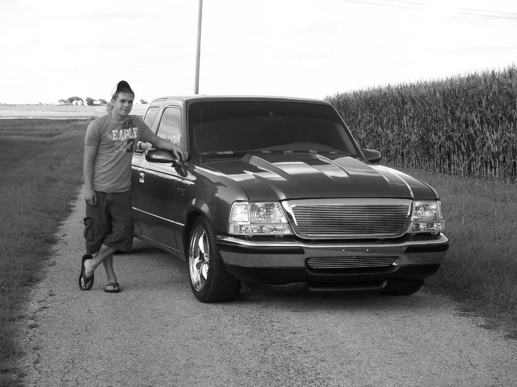Name:  blackandwhite-1.jpg
Views: 107
Size:  125.5 KB