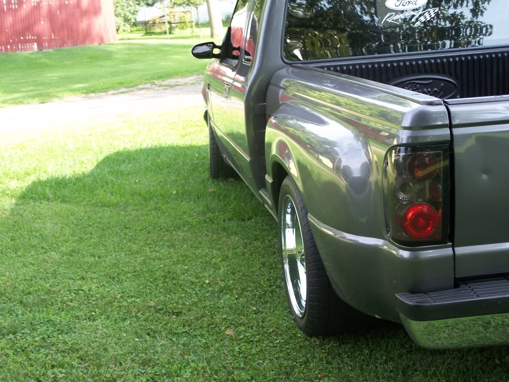 Name:  dailyandtruck006.jpg
Views: 83
Size:  178.2 KB
