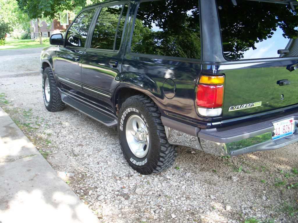 Name:  dailyandtruck010.jpg
Views: 92
Size:  222.8 KB