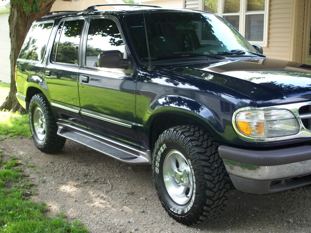 Name:  dailyandtruck013.jpg
Views: 80
Size:  186.7 KB