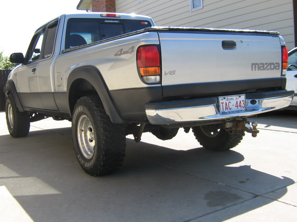 Name:  couchtruck005.jpg
Views: 103
Size:  109.5 KB