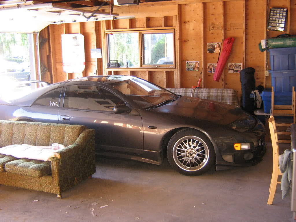 Name:  garage004.jpg
Views: 91
Size:  148.7 KB