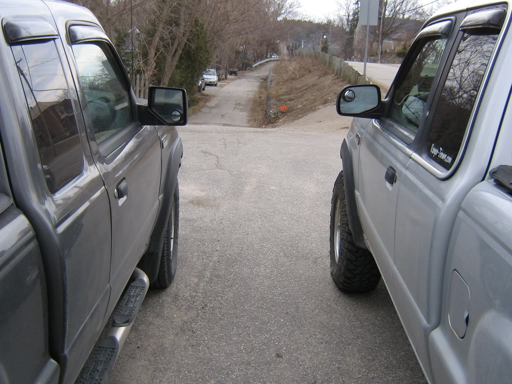 Name: twins003.jpg
Views: 63
Size: 179.7 KB
