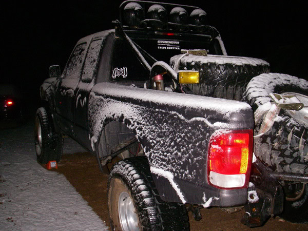Name: 1st-snow-005.jpg
Views: 72
Size: 91.3 KB