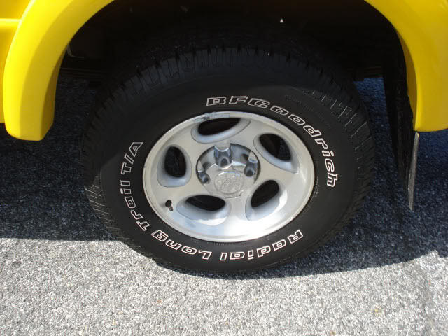 Name:  2001RangerRims.jpg
Views: 5483
Size:  54.4 KB