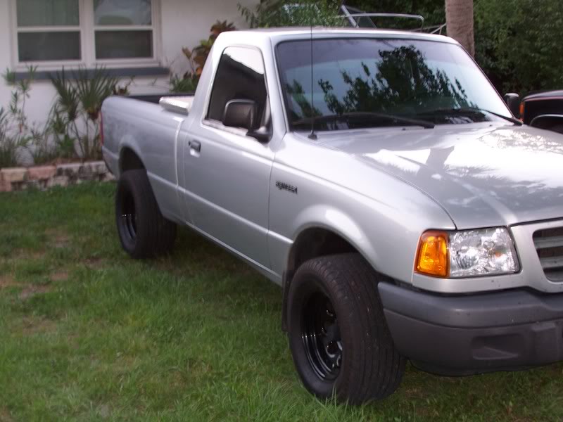 Name: newtires002.jpg
Views: 3579
Size: 68.9 KB