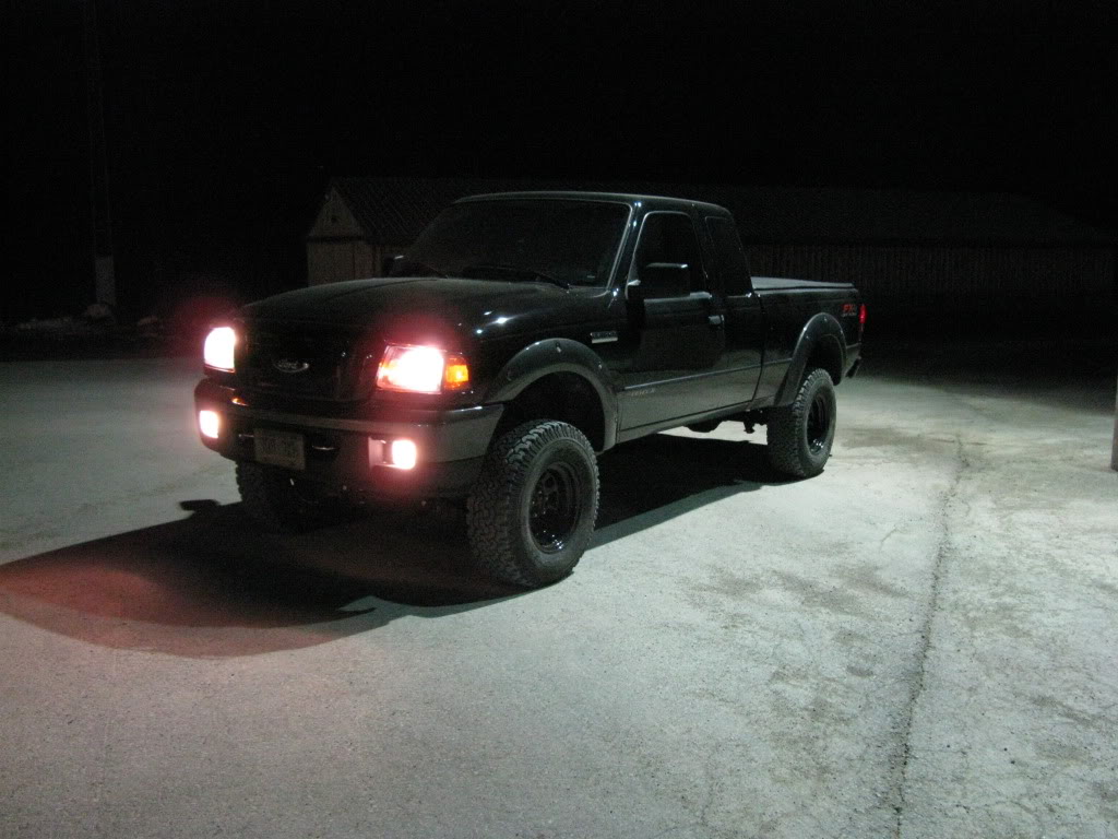 Good pics on 4inch lift and 31s vs 33s - Ranger-Forums ...