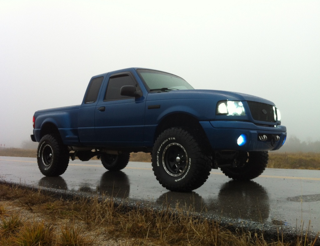 Good pics on 4inch lift and 31s vs 33s - Ranger-Forums - The Ultimate